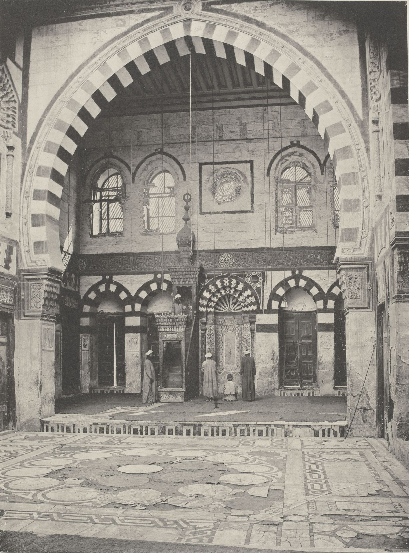 Mosquée Kaïd-Bey, vue intérieure Mosquée Kaïd-Bey, vue intérieure