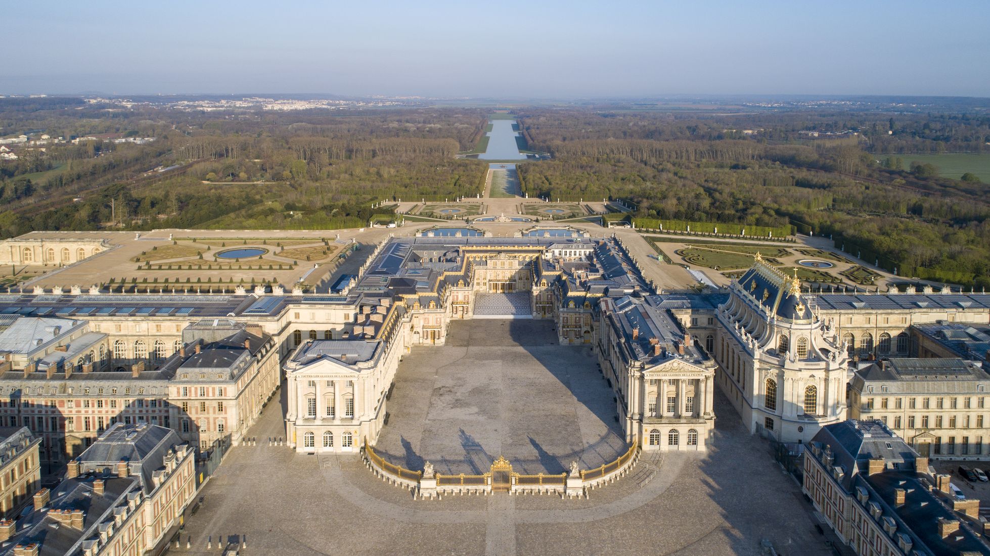 Le Château de Versailles Le Château de Versailles