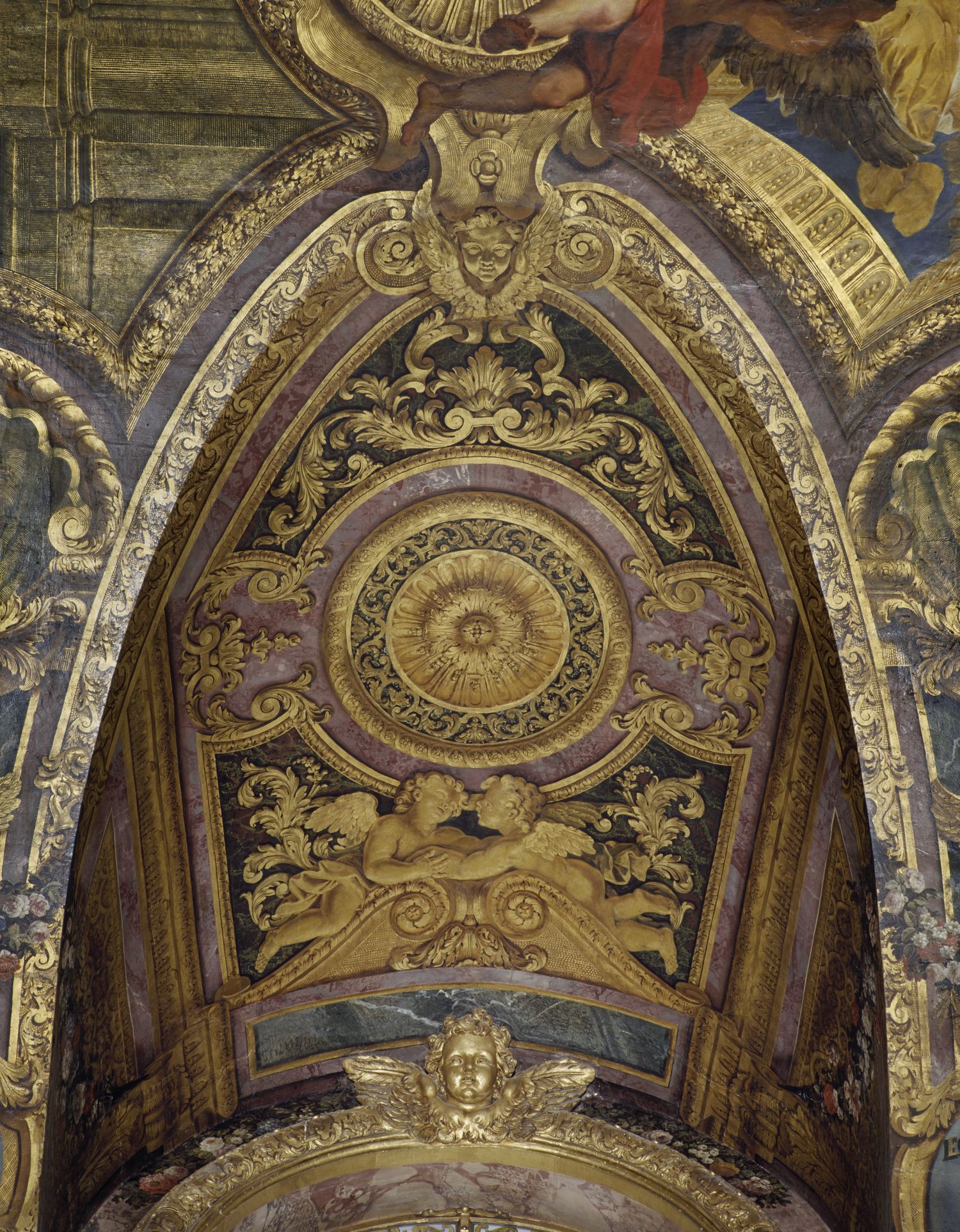 Arc-doubleau de la chapelle royale de Versailles Arc-doubleau de la chapelle royale de Versailles