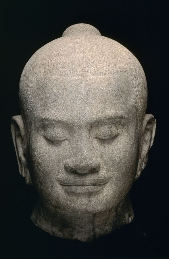 Tête de Jayavarman VII Tête de Jayavarman VII