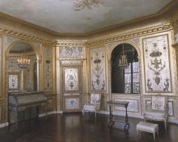 Sous la conduite de Pierre Rousseau (1751-1829), boudoir d’Argent de la reine Marie-Antoinette au château de Fontainebleau. 1785-1786, architecture. Château de Fontainebleau