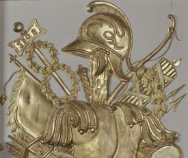 trophée guerrier doré