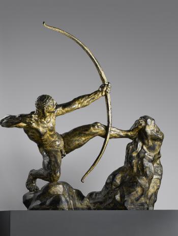 Antoine Bourdelle (1861-1929), Héraklès tue les oiseaux du lac Stymphale (Héraklès archer). 1923, sculpture (bronze doré), 248 × 247 × 123 cm. Paris, musée d’Orsay (RF 3174)